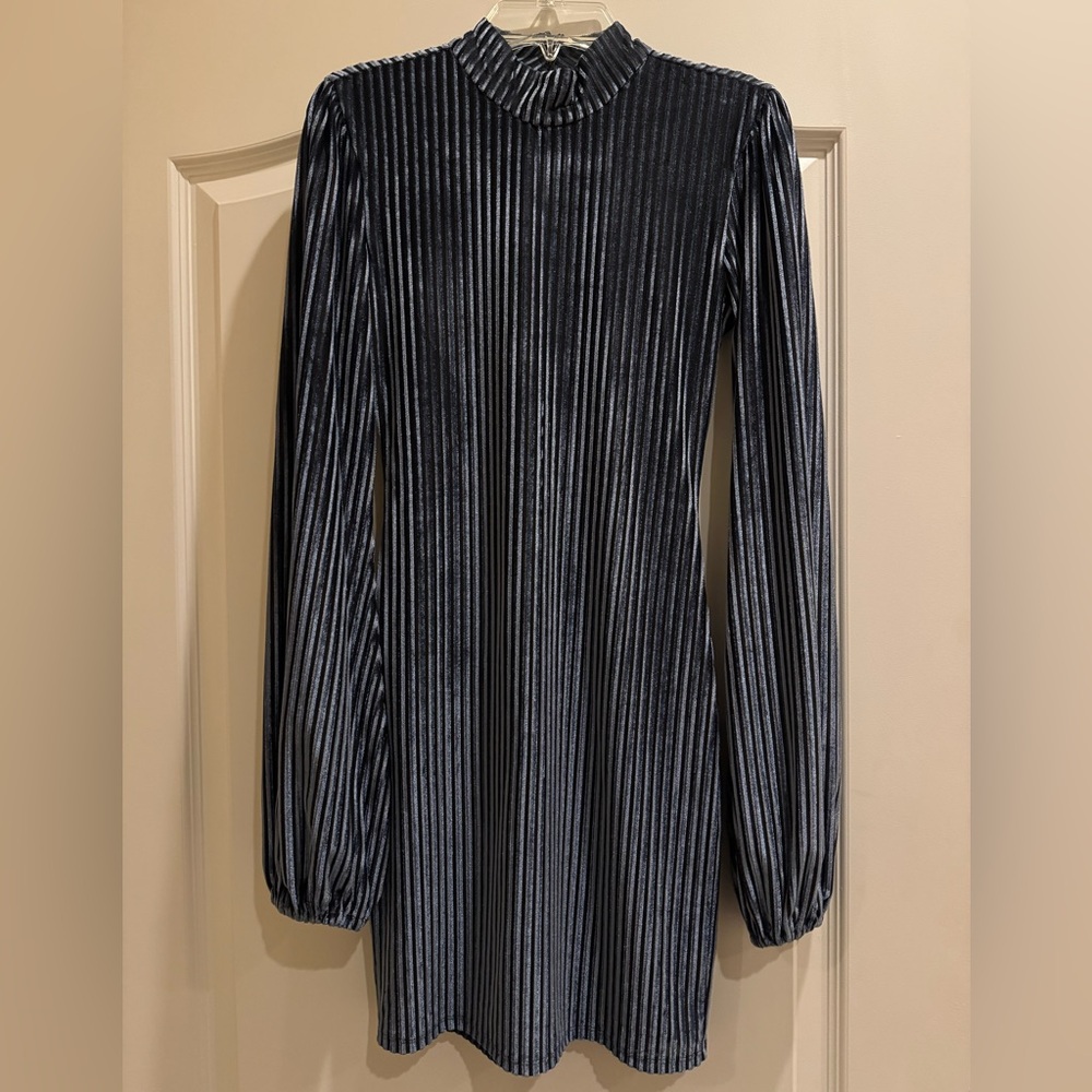 Lovers + Friends Long-Sleeve Mini Dress - Picture 3 of 5